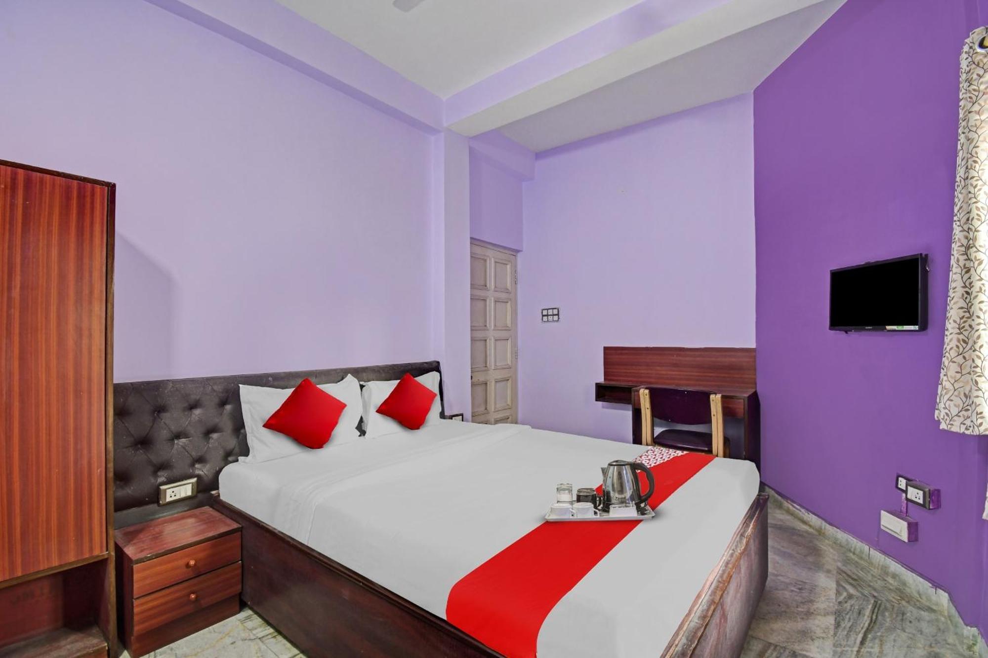 Hotel O R A Homestay Near Acropolis Mall Kolkata Exterior photo